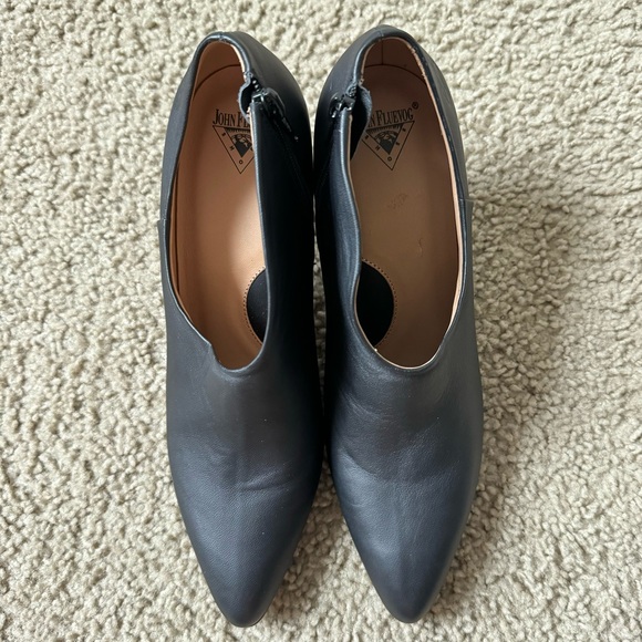 John Fluevog Poser Edie Sexy Asymmetrical Heel - Picture 4 of 10